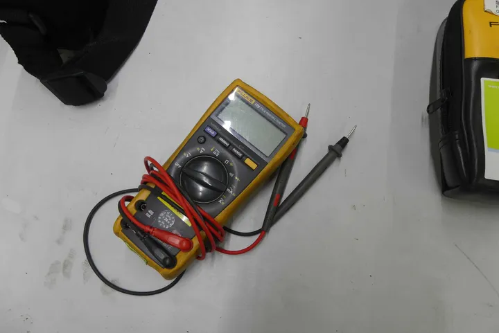 Fluke 179 True-RMS-Digitalmultimeter